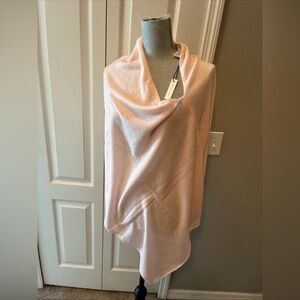Rachael Zoe ladies poncho/scarf 100% cashmere pink